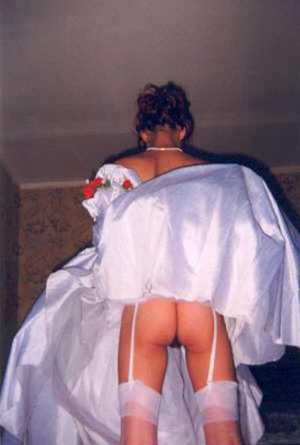 Порномодель в роли невесты