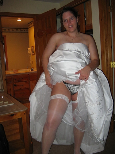 Любительское фото молодых невест в чулках с голыми титьками